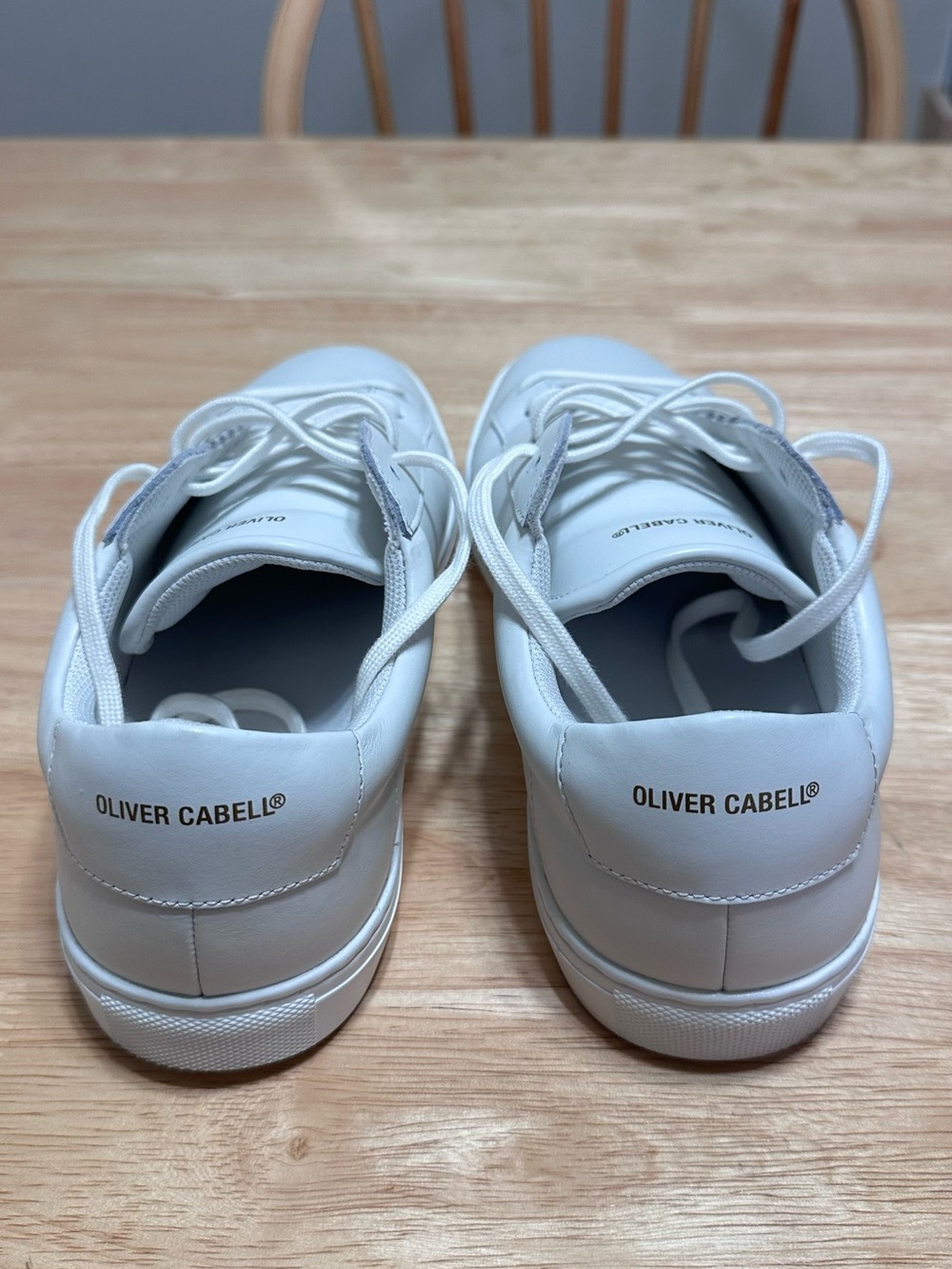 Oliver Cabell Men’s White Leather Low-Top Sneakers - Picture 2 of 3